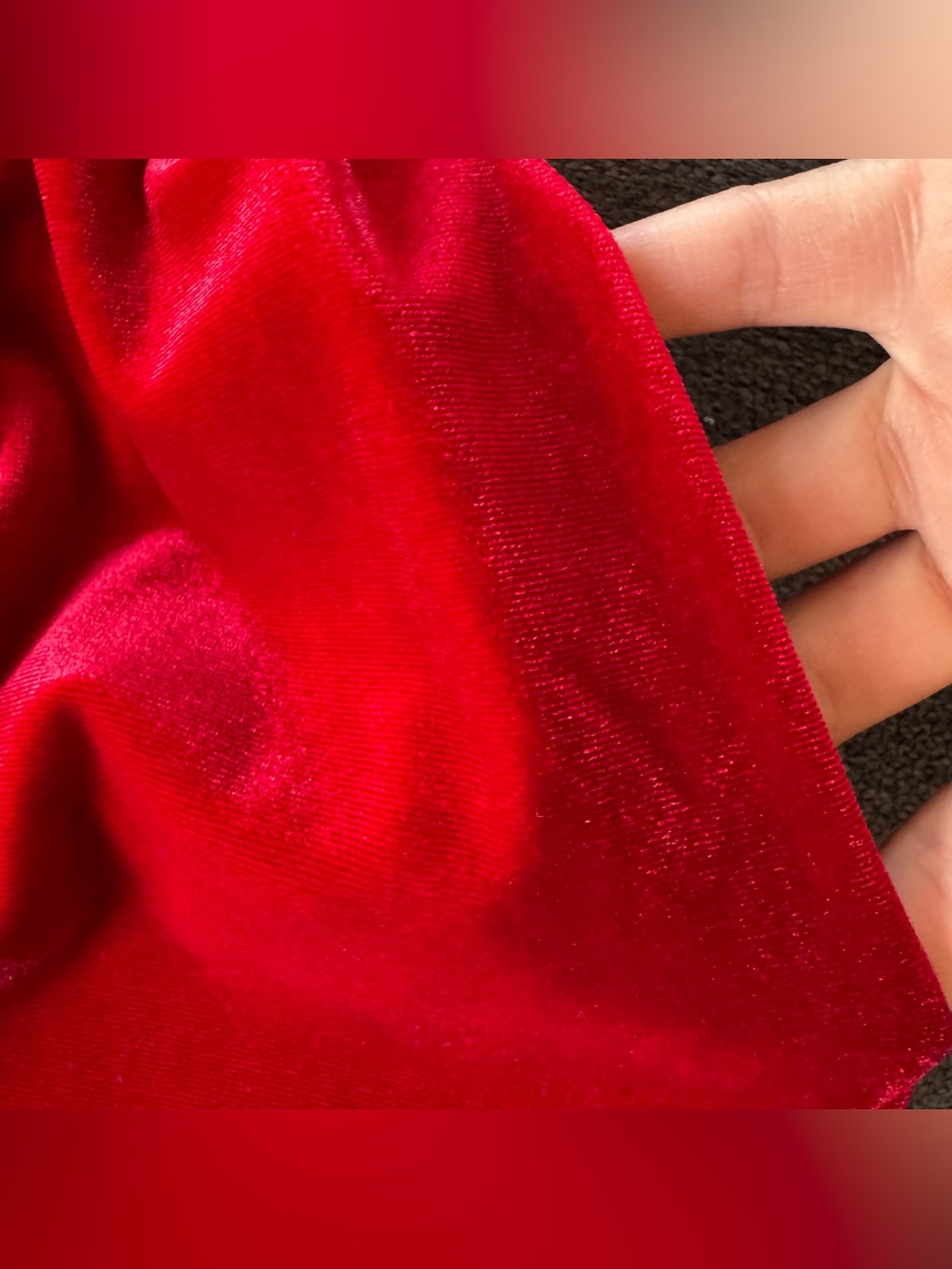 Extraordinary Red Velvet Smocked Holiday Girls Dress Classic Festive Elegant 10 - Picture 4 of 6